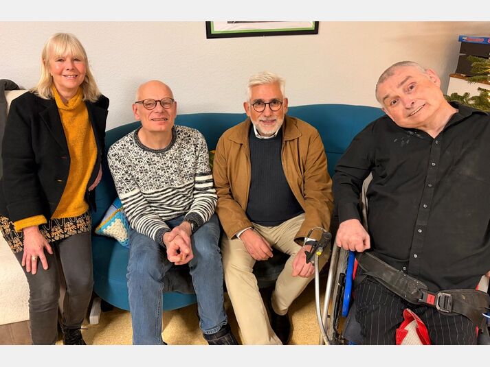 Hoher Besuch zum Jahresausklang: Oberbürgermeister Jörg Lukat bei der Lebenshilfe Bochum